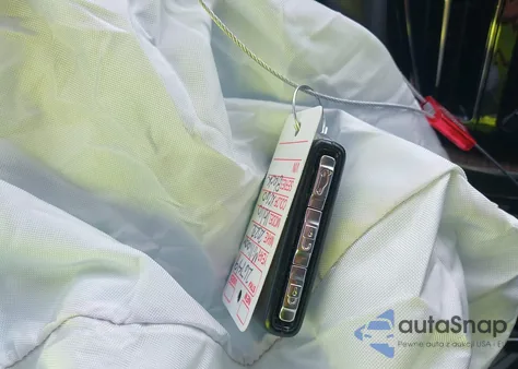 2022 Volvo Xc60 B5 Momentum из США, поврежденный, VIN YV4L12DK1N1091232